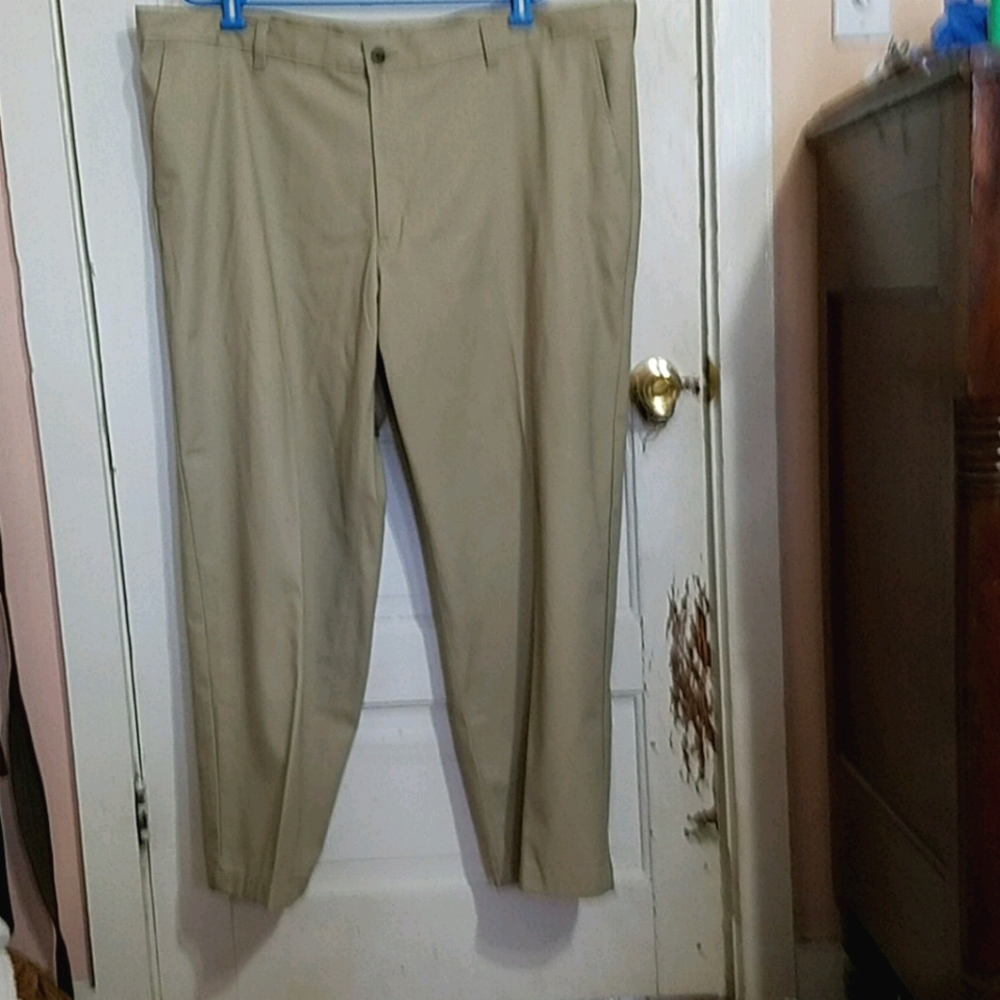 Big Man's George Khakis